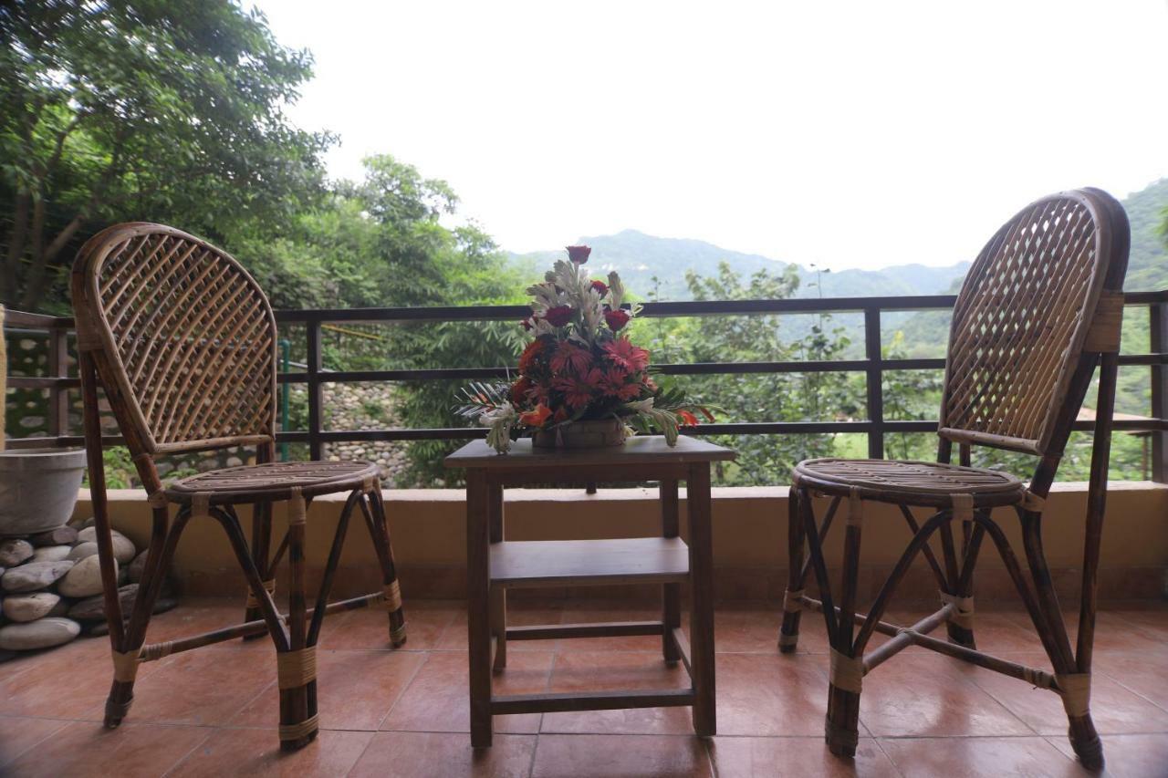 Luxury Aloha Apartments Rishīkesh Esterno foto